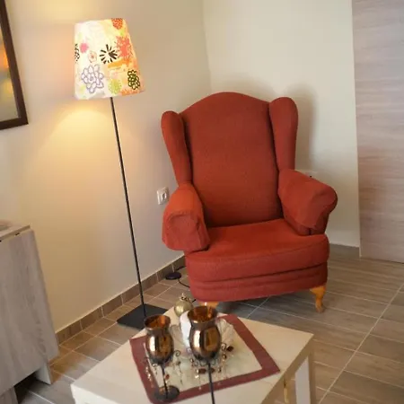 Apartment Kynosargous Square's *