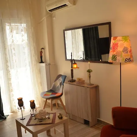 Kynosargous Square's Apartment Athens